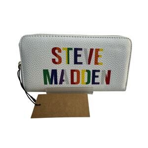 Brand New Steve Madden Zip Around Wallet Wristlet White Lg LOGO Cute!
